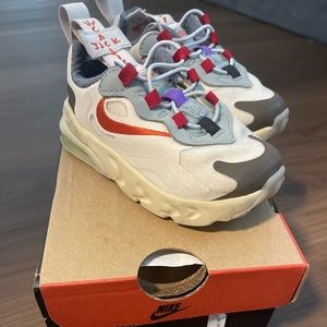 Travis Scott air max 270